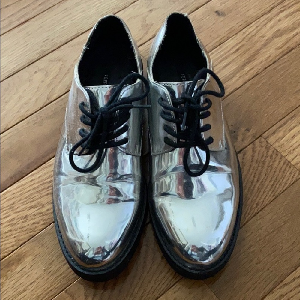 Silver metallic oxfords